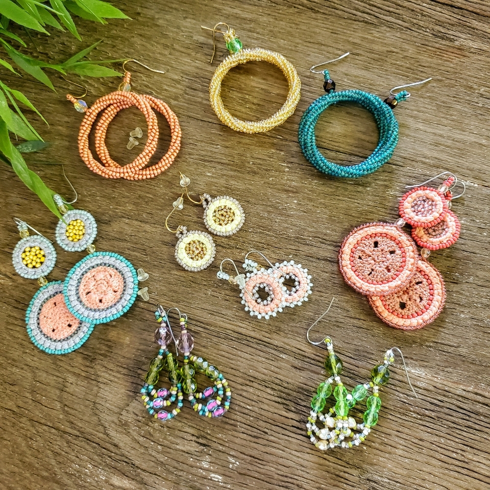 Adelia Peruvian beaded earings - Picture 2 of 6